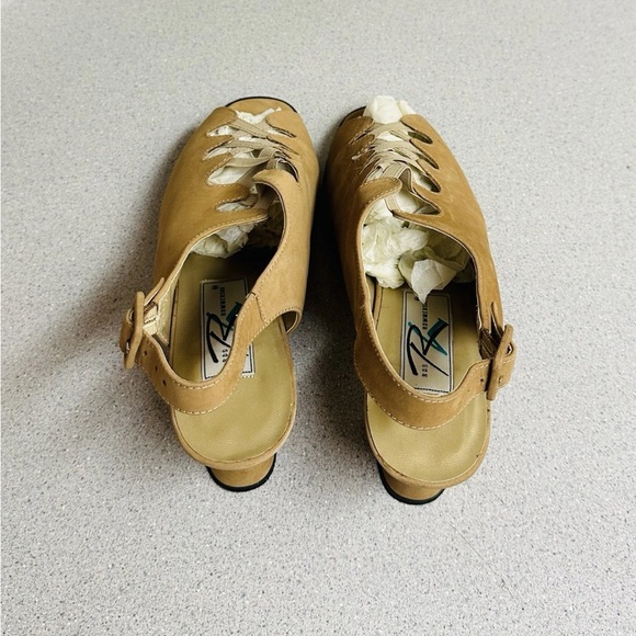 Ros Hommerson Tan Leather Platform Sandals - Picture 2 of 7